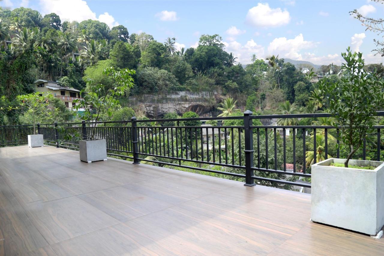 Chathu Holiday Home Kandy Luaran gambar